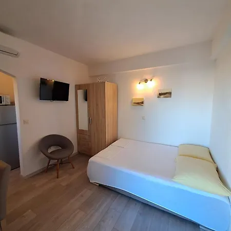 Ostojic * Tucepi